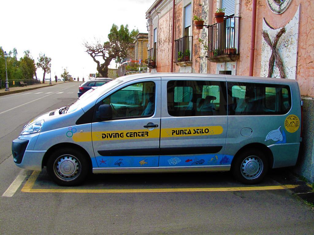 Апартаменти Diving Center Punta Stilo Номер фото